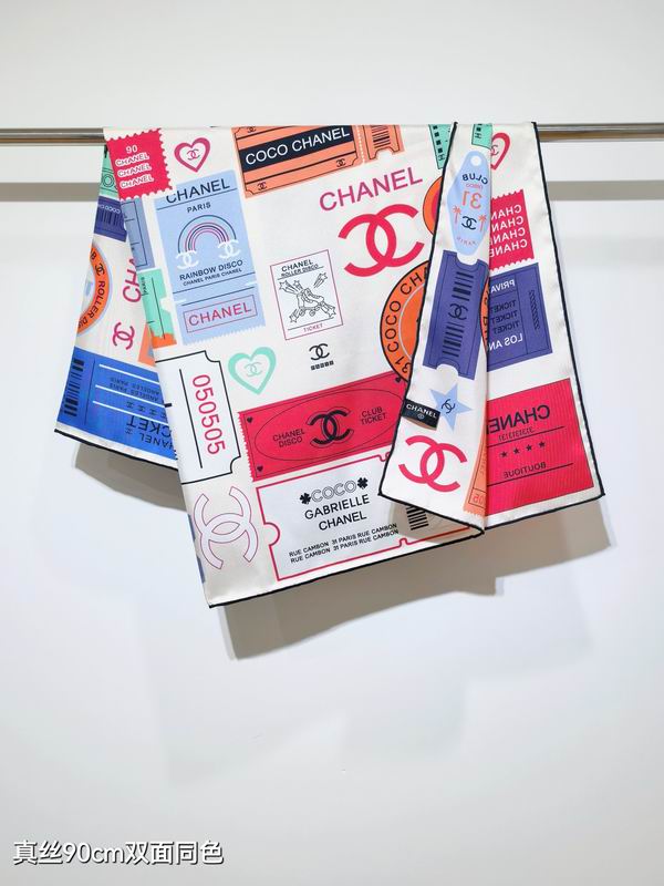 Chanel silk scarf 90X90cm E54 (13)