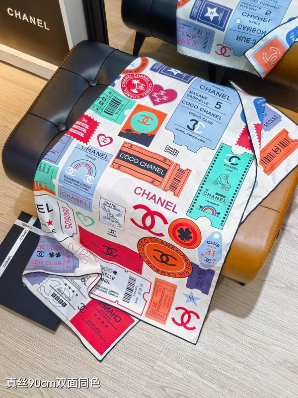 Chanel silk scarf 90X90cm E54 (16)