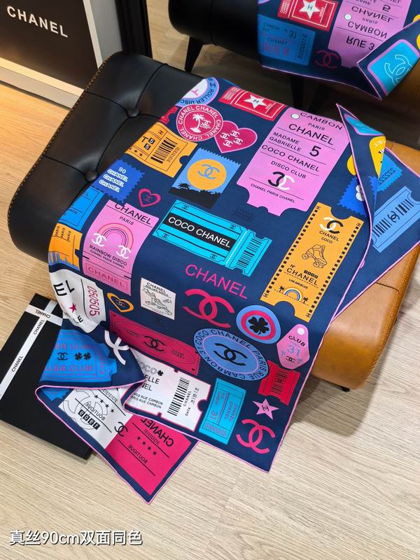 Chanel silk scarf 90X90cm E54 (7)