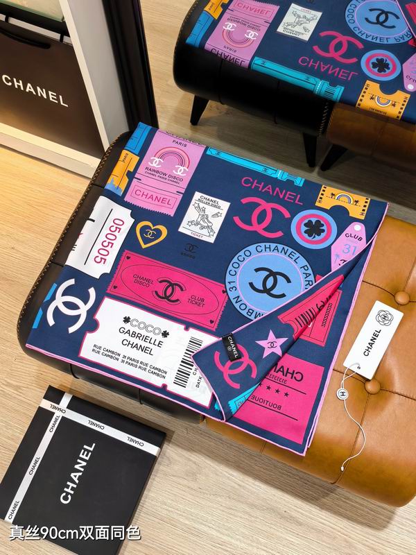 Chanel silk scarf 90X90cm E54 (8)