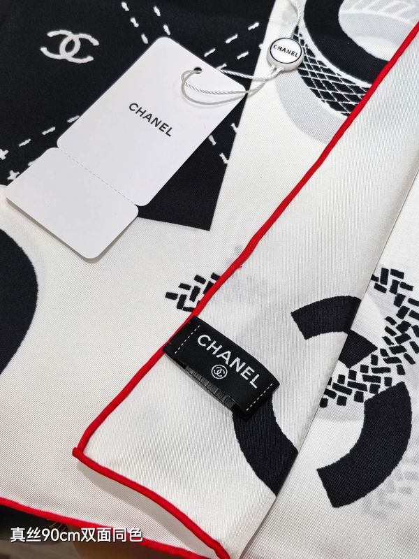 Chanel silk scarf 90X90cm E55 (5)