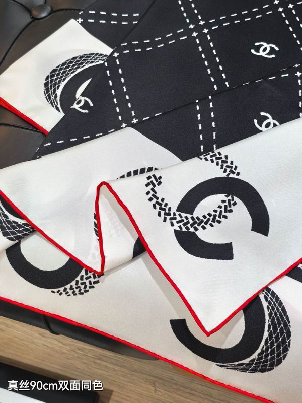 Chanel silk scarf 90X90cm E55 (6)