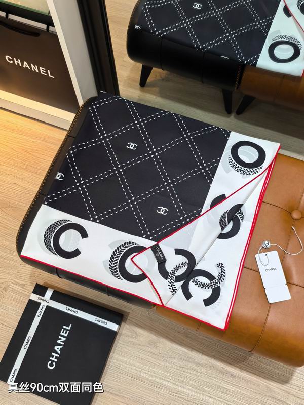 Chanel silk scarf 90X90cm E55 (8)