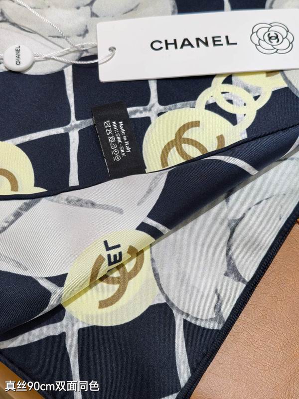 Chanel silk scarf 90X90cm E63 (4)