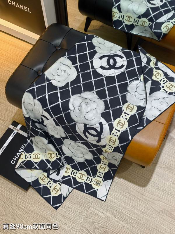 Chanel silk scarf 90X90cm E63 (7)