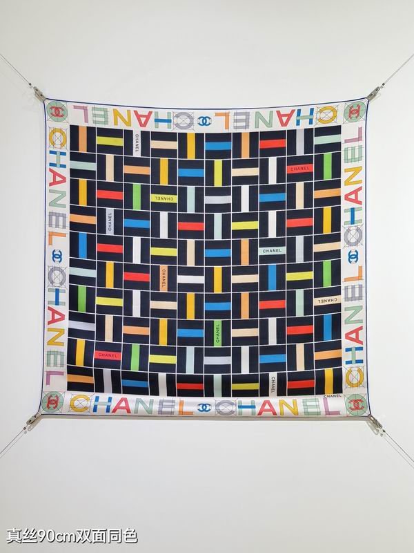 Chanel silk scarf 90X90cm E64 (9)