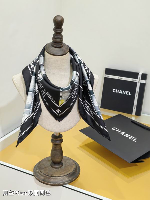 Chanel silk scarf 90X90cm E65 (3)
