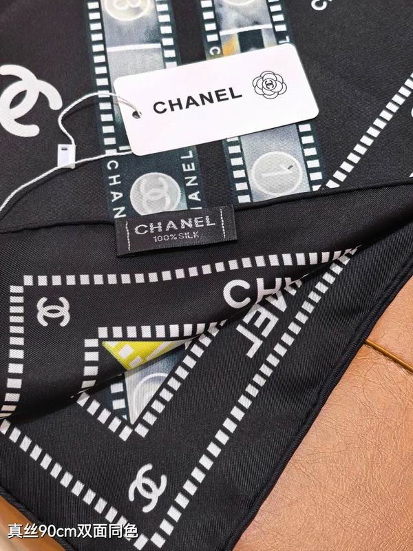 Chanel silk scarf 90X90cm E65 (5)