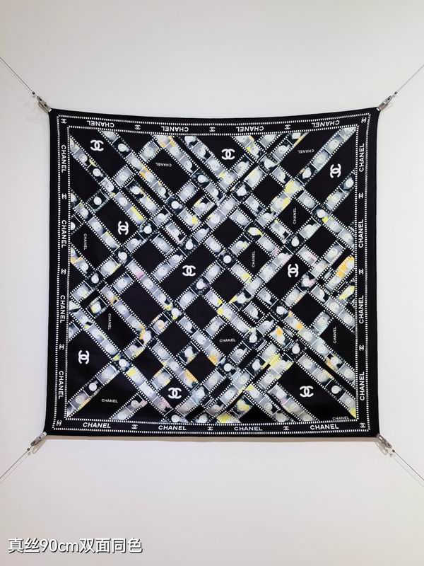 Chanel silk scarf 90X90cm E65 (9)