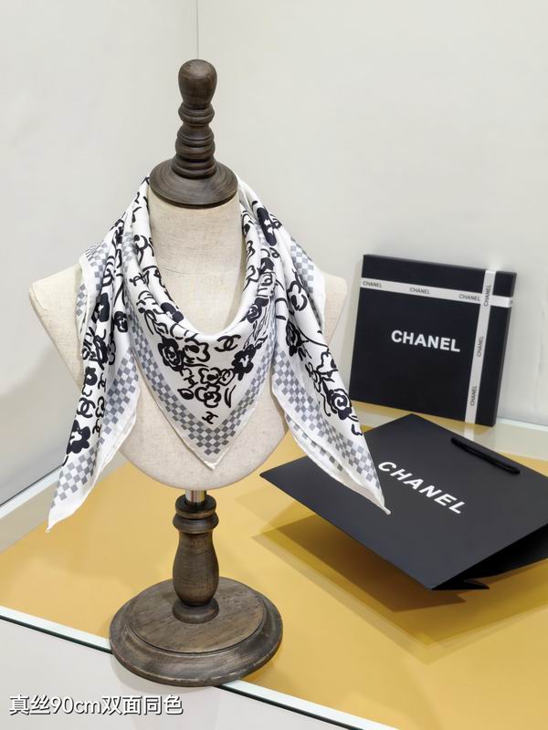 Chanel silk scarf 90X90cm E66 (3)