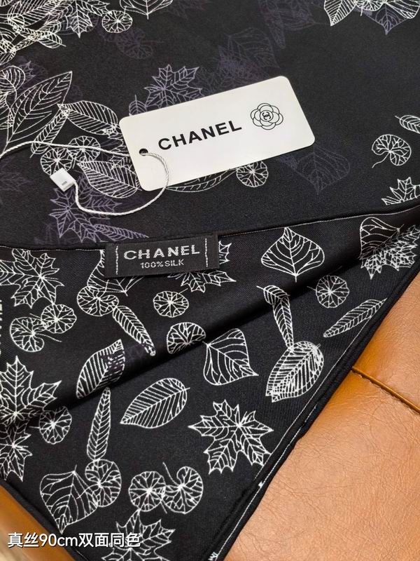 Chanel silk scarf 90X90cm E68 (4)