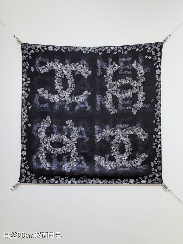 Chanel silk scarf 90X90cm E68 (8)