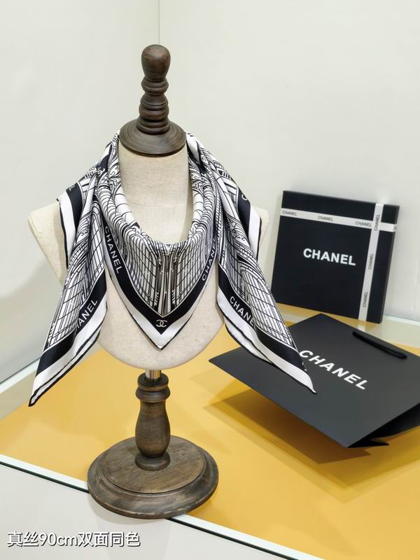 Chanel silk scarf 90X90cm E69 (12)