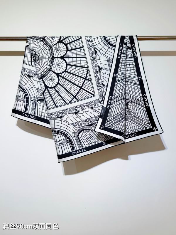 Chanel silk scarf 90X90cm E69 (13)