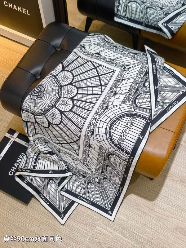 Chanel silk scarf 90X90cm E69 (16)