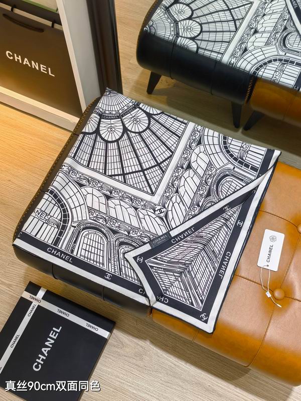 Chanel silk scarf 90X90cm E69 (17)