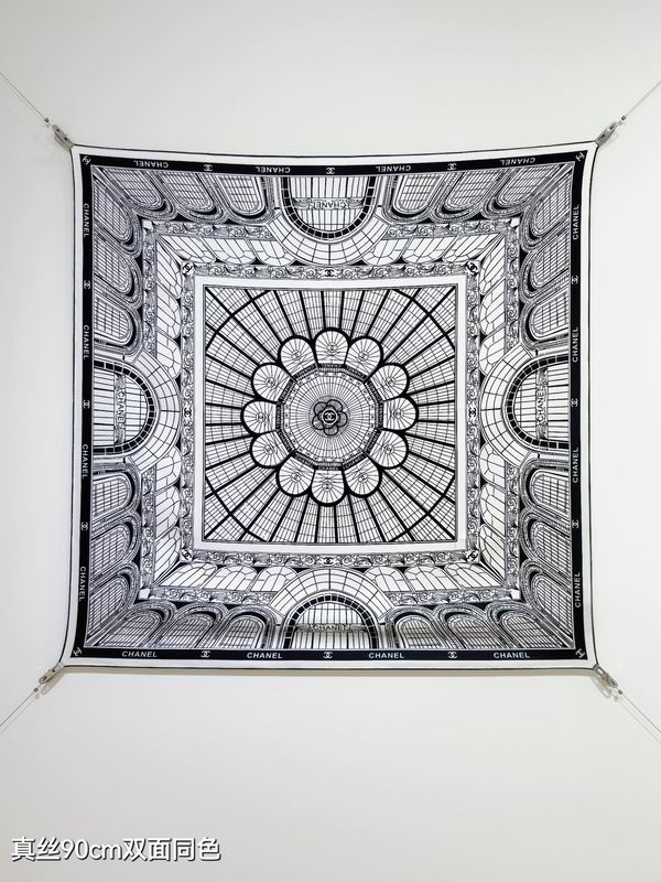 Chanel silk scarf 90X90cm E69 (18)