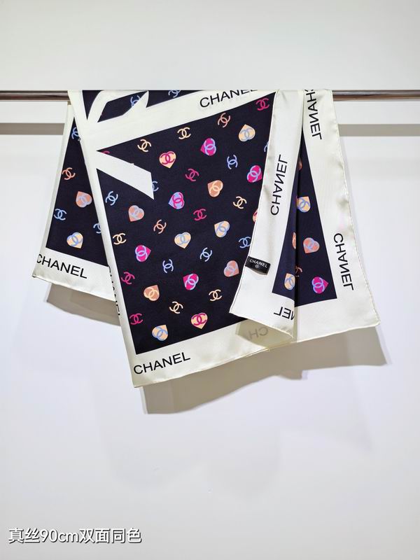 Chanel silk scarf 90X90cm E72 (4)