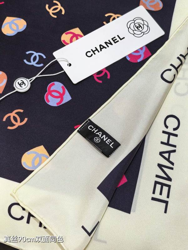 Chanel silk scarf 90X90cm E72 (6)