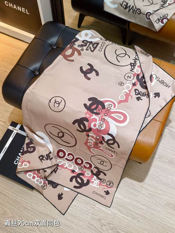 Chanel silk scarf 90X90cm E73 (7)