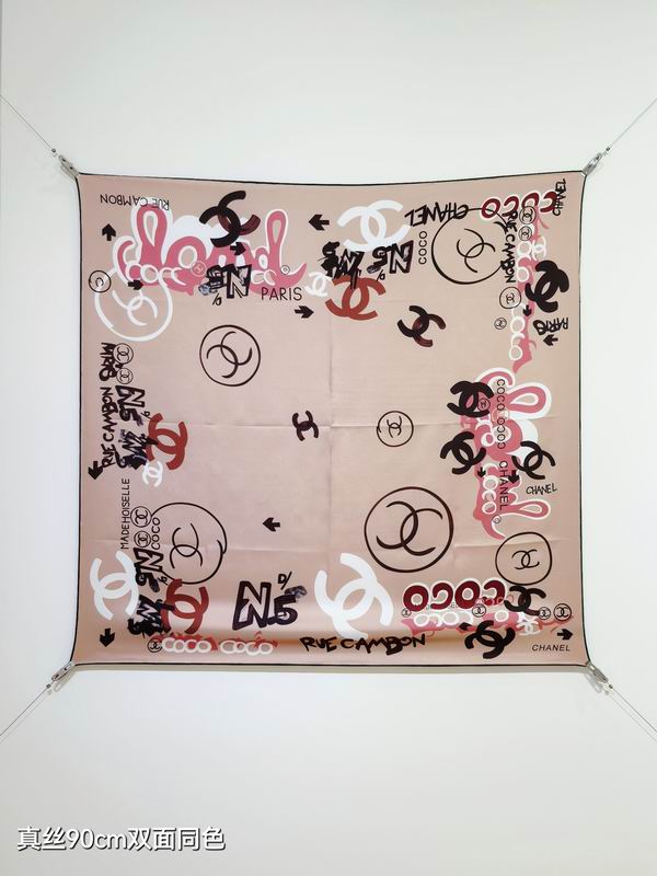 Chanel silk scarf 90X90cm E73 (9)