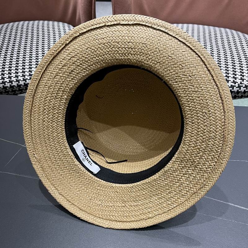 Chanel top hat (110)