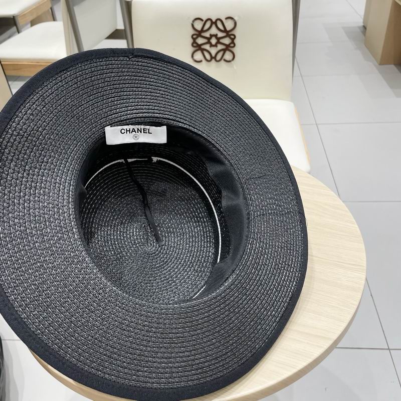 Chanel top hat (204)