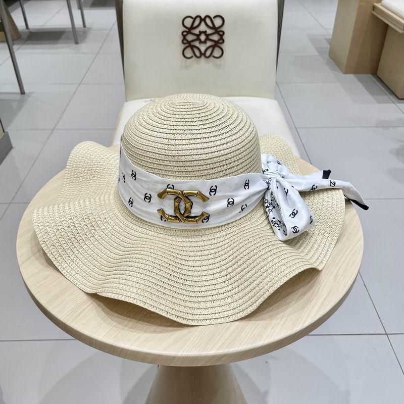 Chanel top hat (210)