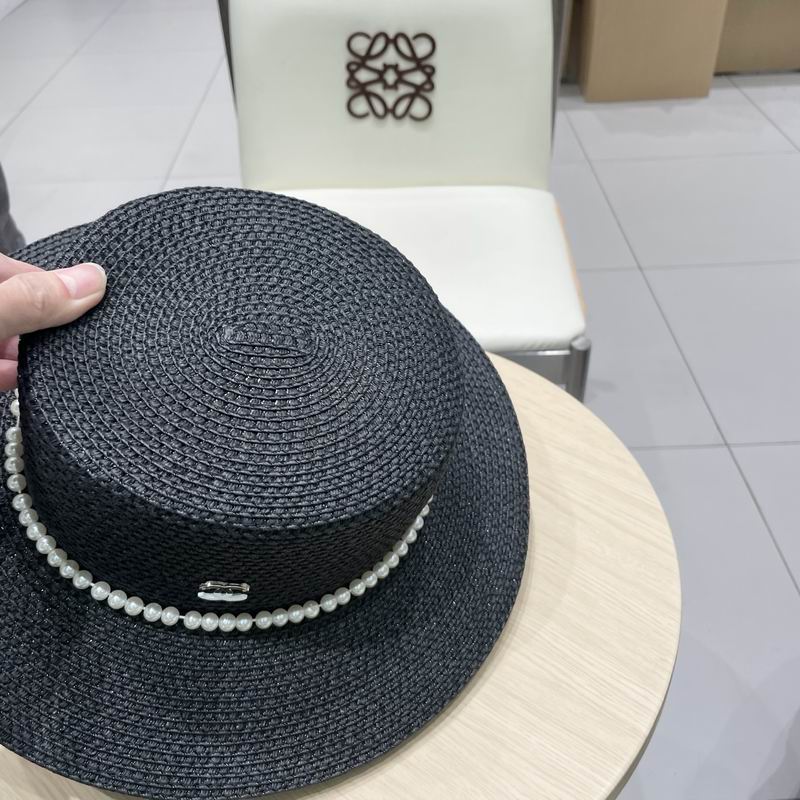 Chanel top hat (240)