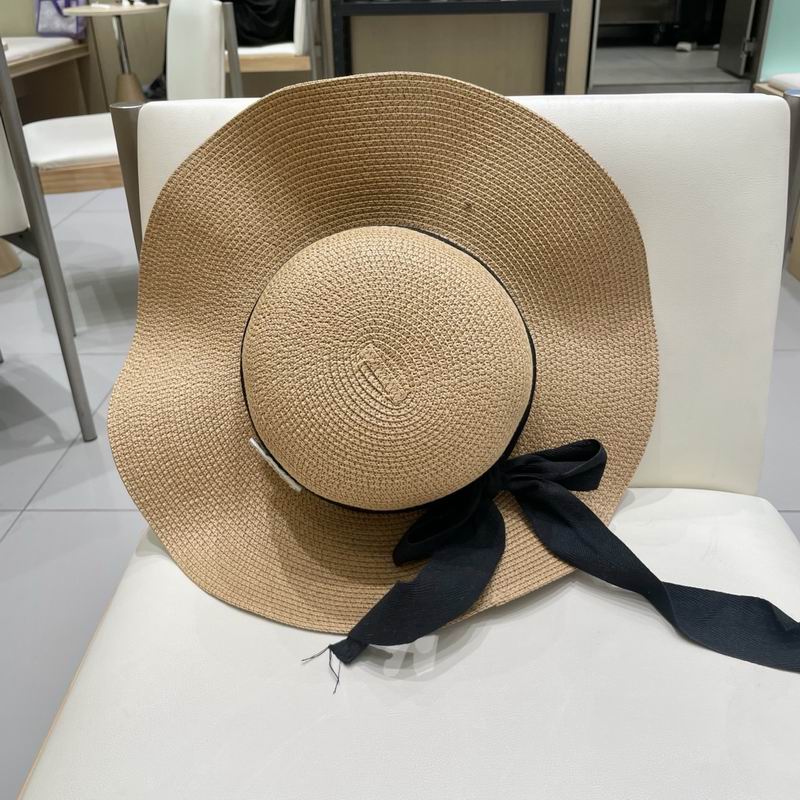 Chanel top hat (286)