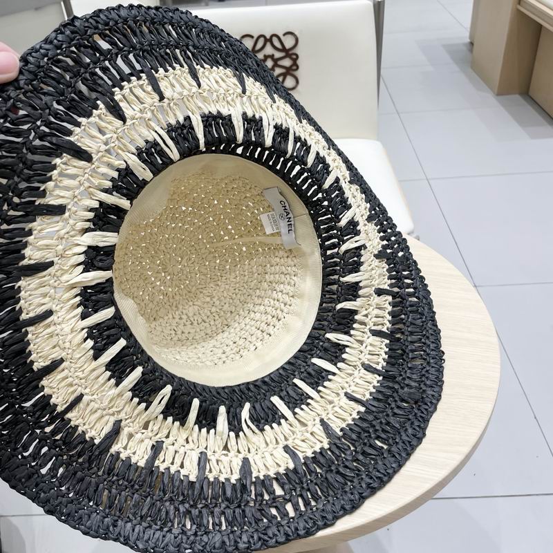 Chanel top hat (303)