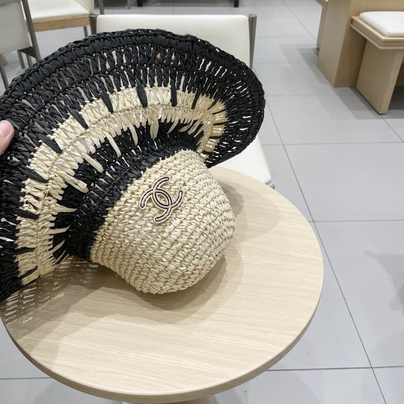 Chanel top hat (306)