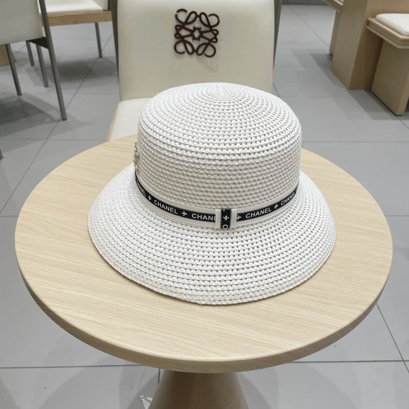 Chanel top hat (386)