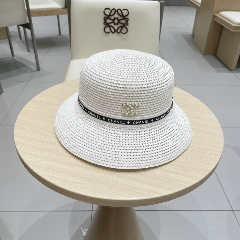 Chanel top hat (387)