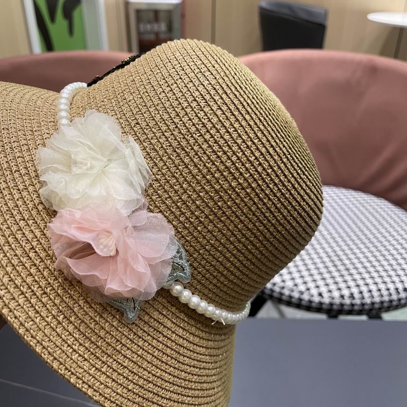 Chanel top hat (405)