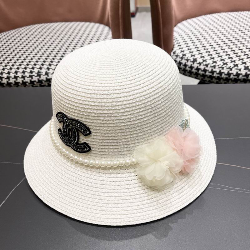 Chanel top hat (435)