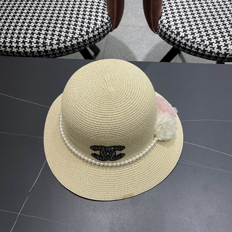 Chanel top hat (444)