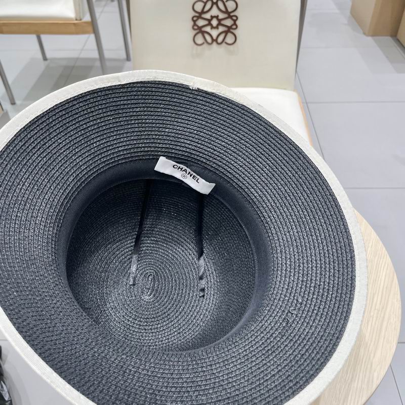 Chanel top hat (502)