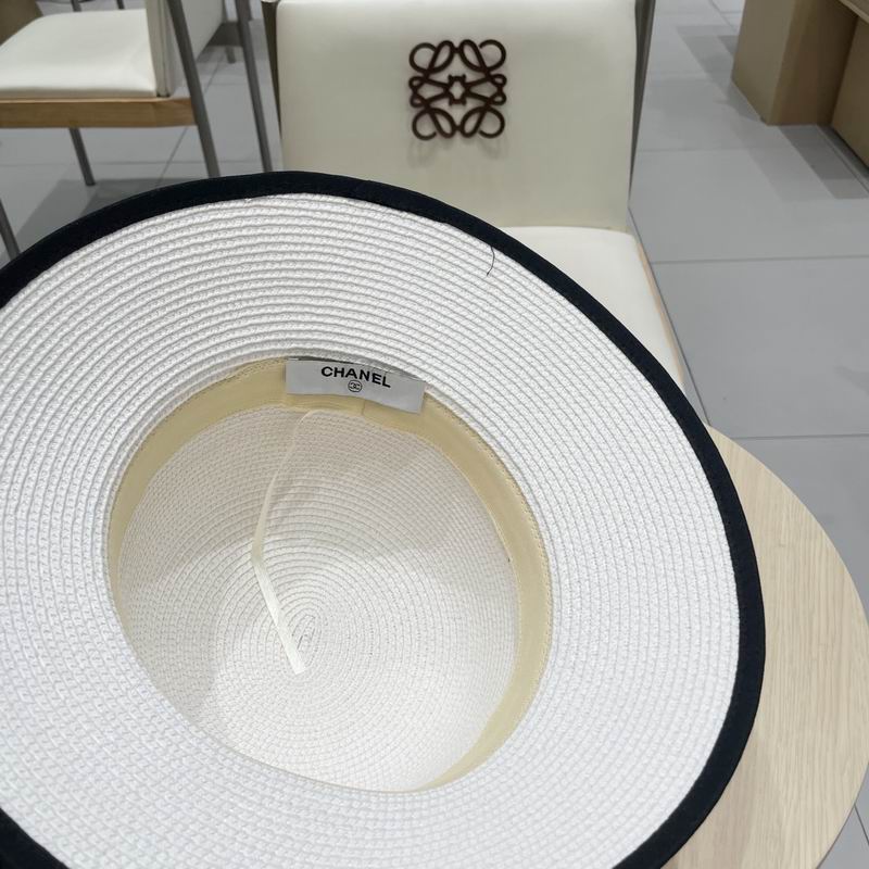 Chanel top hat (520)