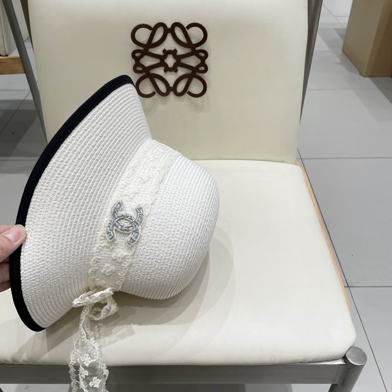 Chanel top hat (522)