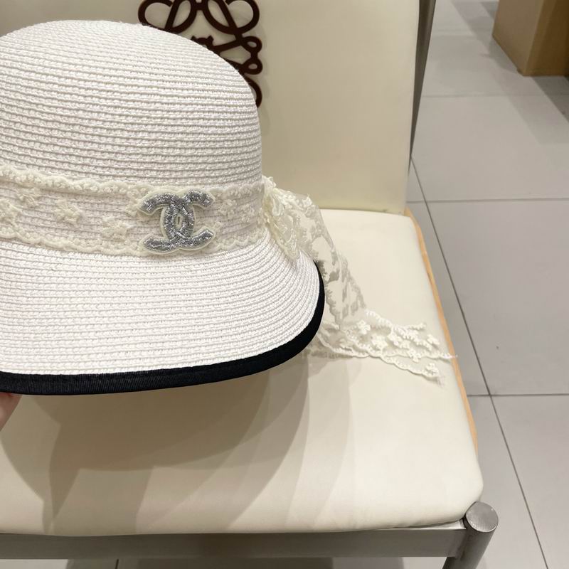 Chanel top hat (526)