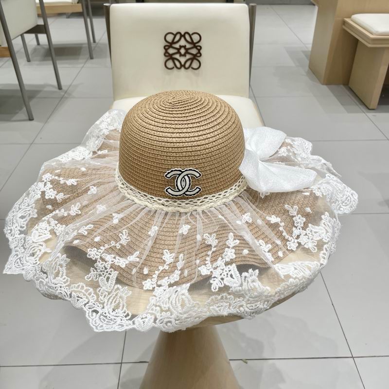 Chanel top hat (601)