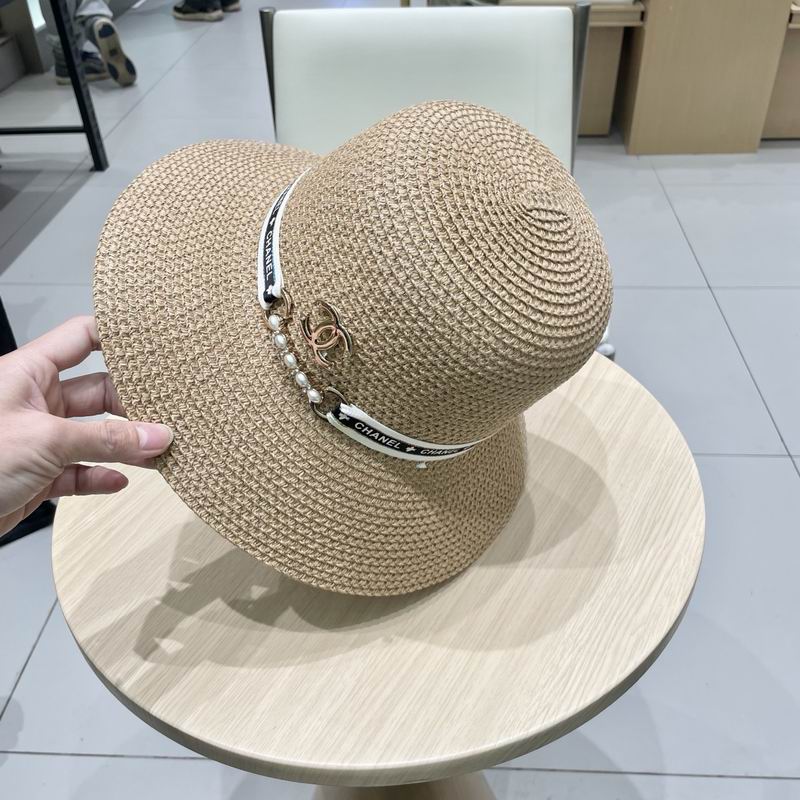 Chanel top hat (641)