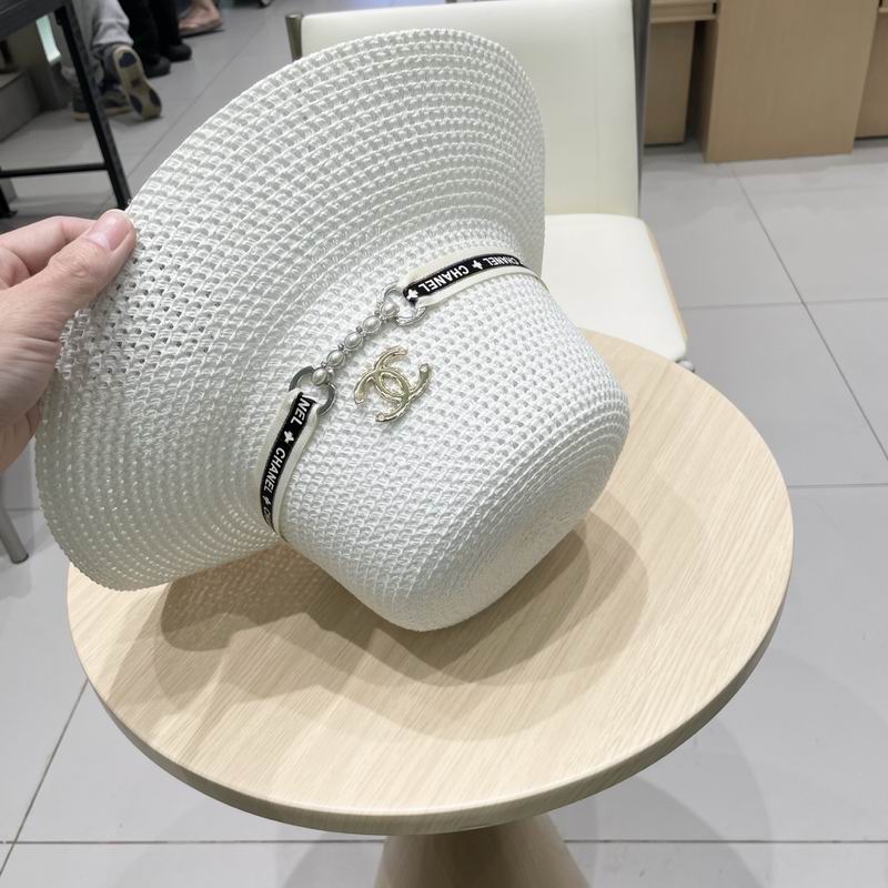 Chanel top hat (647)