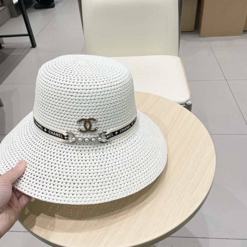 Chanel top hat (651)