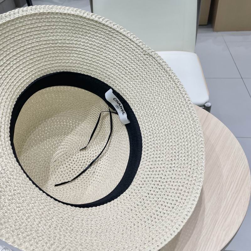 Chanel top hat (663)