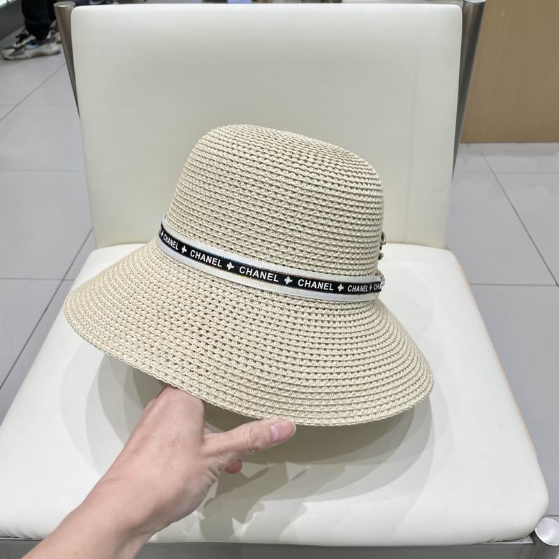 Chanel top hat (664)