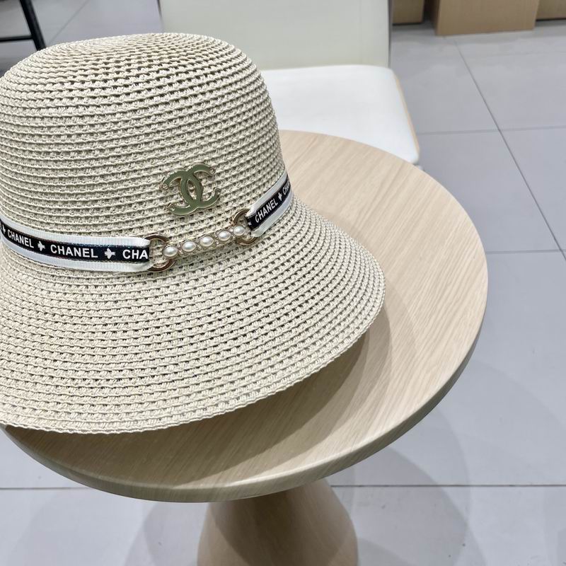 Chanel top hat (666)