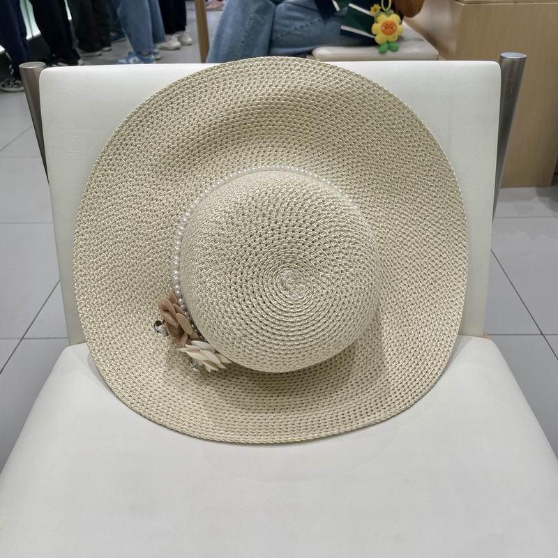 Chanel top hat (683)