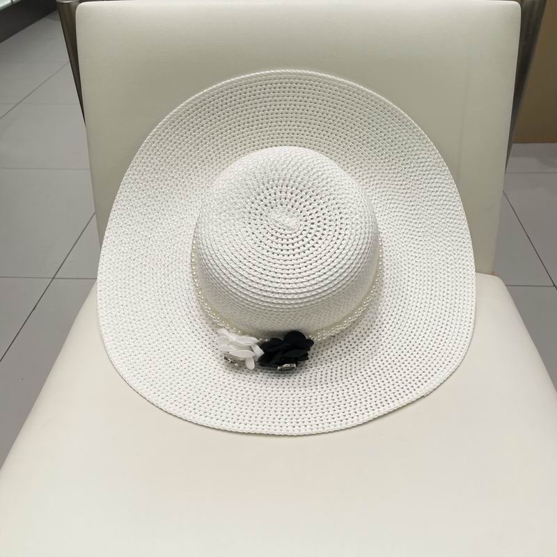 Chanel top hat (691)